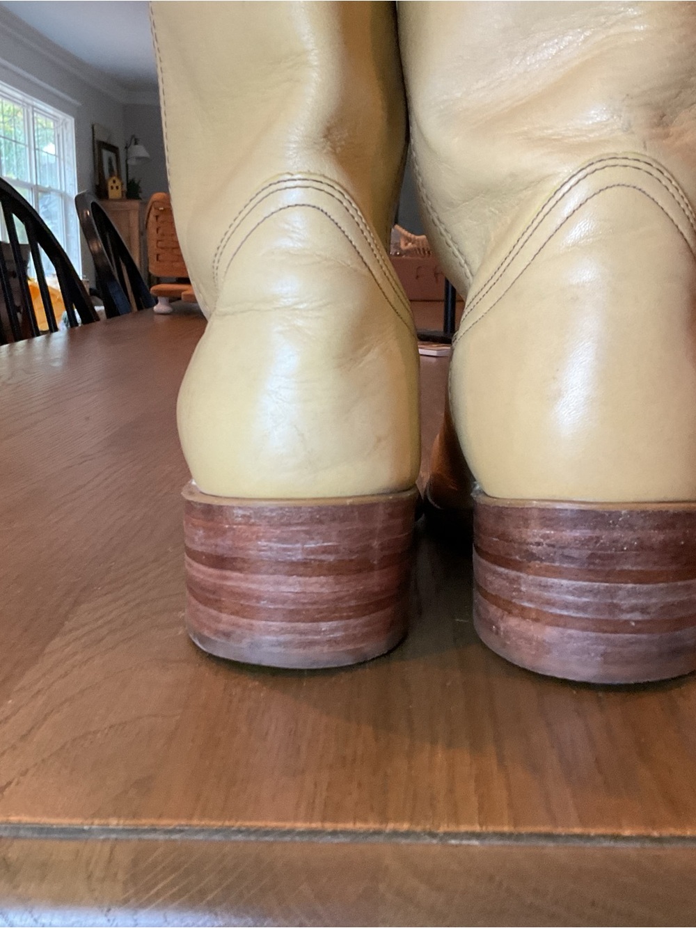 Frye Women's Vintage Campus Boots Banana Leather #2952 - Picture 10 of 12